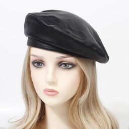 کلاه فرانسوی چرم رنگ مشکی در سایز بندی 