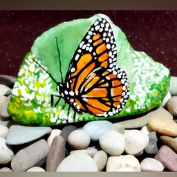 نقاشی روی سنگ  ،  طرح پروانه 3
