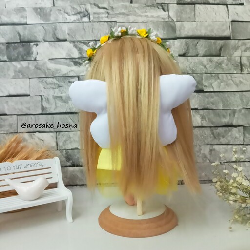 عروسک فرشته آرامش تم زرد  همراه پایه دکوری شیک و خاص مناسب سیسمونی و تزیین اتاق عروس
