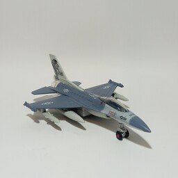 ماکت فلزی هواپیما جنگنده F 16 رنگ طوسی مقیاس یک به صد و بیست عقبکش 