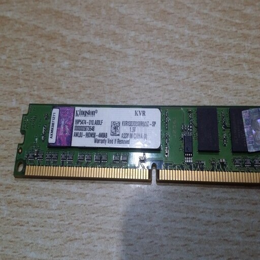 رم کامپیوتر 2 گیگ مدل  ddr3 چیپ یه طرفه 