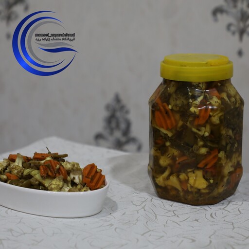 ترشی مخلوط ممتاز خانگی با سرکه خانگی اعلا (1000گرمی)