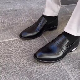 کفش  مجلسی مردانه تمام چرم برند مکس بازیره رابر بسیار راحت و مناسب استفاده روزمره