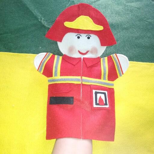 عروسک نمایشی نمدی آتشنشان،مناسب برای بازی کودکان در مهد ها،پیش دبستانی ها،و دبستان