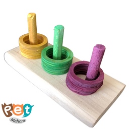 اسباب بازی فکری پرنده مدل حلقه و میله چوبی با رنگ خوراکی مناسب پرندگان باهوش
