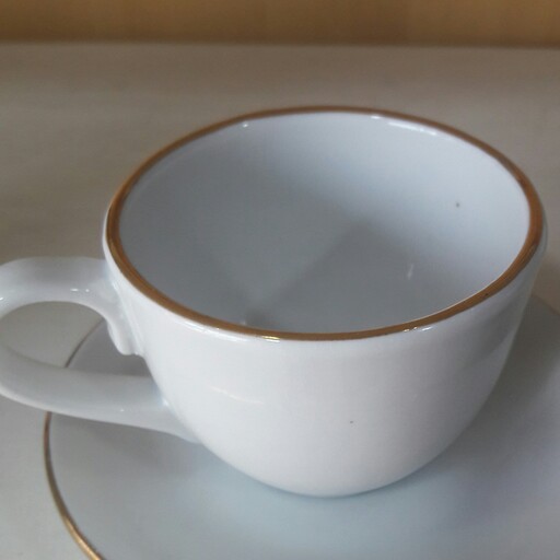 سرویس 12 پارچه  قهوه خوری خط طلا دانمارکی چینی مقصود بسیار با کیفیت  شستشو با ماشین ظرفشویی قابلیت ماکروویو  و فر 