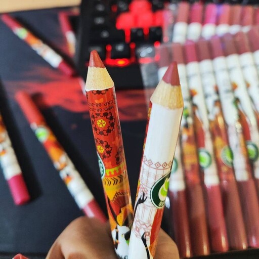 رژ لب مدادی پورگ کلاژن اصل کره رنگبندی سری B