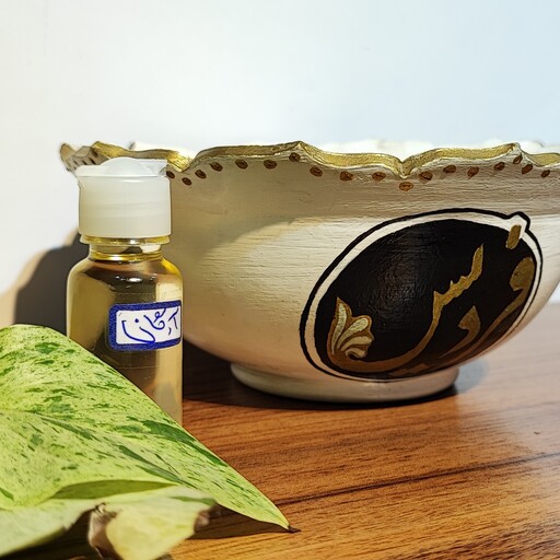 روغن آرگان گرفته شده از دانه آرگان با پرس سرد مخصوص پوست و مو(20گرم)