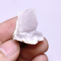 راف آمیتیست سنگ آمیتیس راف آمیتیس سنگ آمیتیست اصل معدنی و طبیعی با بلورهای ظریف و اکلیلی مناسب هدیه کلکسیون کد RA34