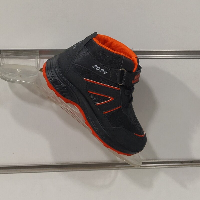 کفش اسپرت پسرانه ی 2024-زیبا و شیک و بادوام-مناسب برای ورزش و پیاده روی-کد(161)