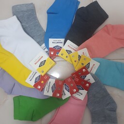 جوراب نیم ساق ساده نخی در رنگ های بسیار مختلف ومتنوع تاسایز42 اسپرت زنانه ومردانه قابل استفاده هست