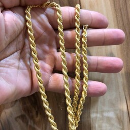 مدال ورساچ و زنجیر طنابی
نقره با روکش طلا نانو ترکیه