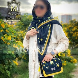ست کیف و روسری بابونه زرد با کیف پاسپورتی دستی و دوشی (با شال بابونه هم قابل سفارشه) 