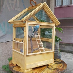 قفس چوبی مناسب برای طوطی سانان و پرندگان زینتی در ابعاد مختلف سفارشی هم میسازیم 