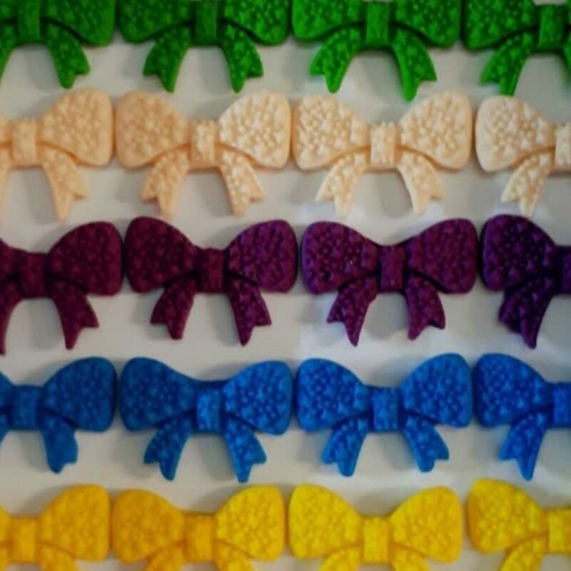 قندتزیینی فوندانتی طرح پاپیون بسیار شیک و زیبا در انواع رنگهای مختلف مناسب قندون کیک و کاپ کیک و ژله