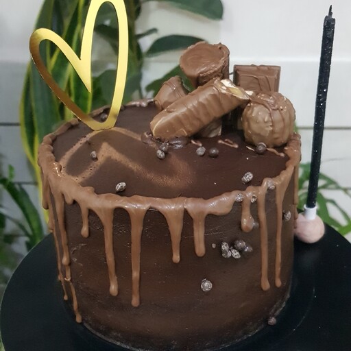 کیک تولد کامل شکلاتی مخصوص شکلات دوست ها ( ارسال رایگان )
