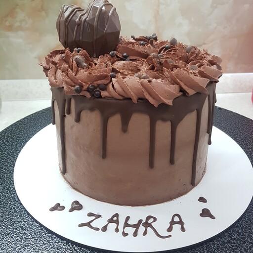 کیک تولد خامه شکلاتی ( ارسال رایگان )