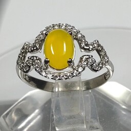 انگشتر عقیق زرد زنانه با رکاب نقره عیار بالا و آبکاری شده با رادیوم و کیفیت عالی 