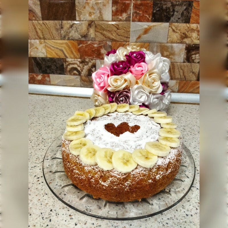 کیک   هویج خانگی رستا  پخت روز تزیین به دلخواه مشتری (ارسال به صورت پس کرایه و با پیک)