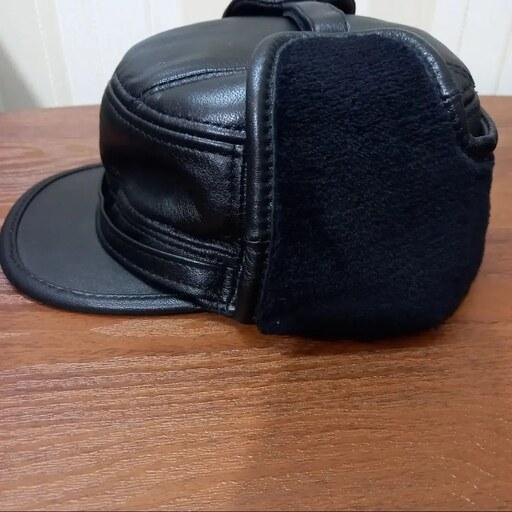 کلاه چرم طبیعی در رنگ بندی 