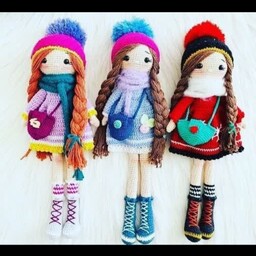 عروسک بافتنی زیبای دختر پاییزی در سه رنگ مختلف بسیار زیبا و باکیفیت