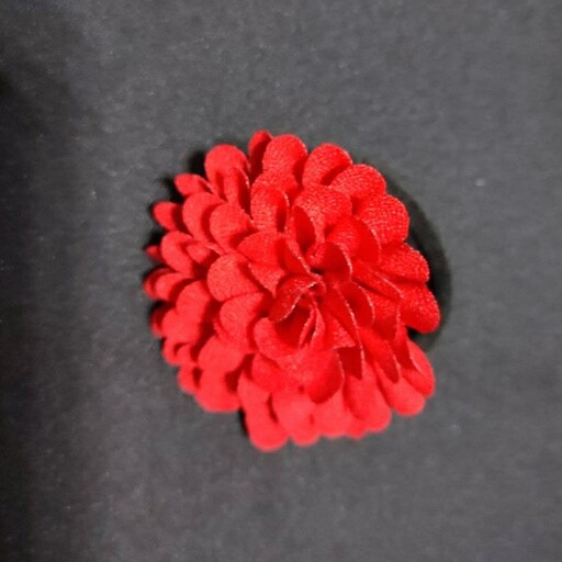 گلسر ، کش مو ،گل داوودی پارچه ای دست ساز  قرمز  ابعاد 5در5