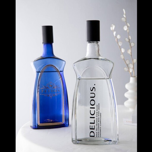 بطری آب شیشه ای پتوس با درب پیچی و در دو رنگ سفید شفاف و لاجوردی