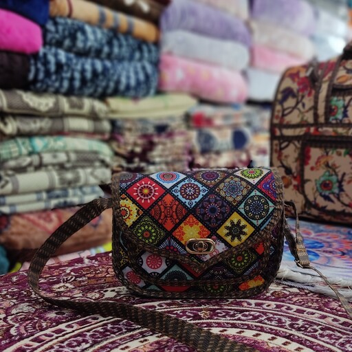 کیف دوشی سایز کوچیک ،کیف دخترانه ، کیف زنانه ، کیف دوشی سنتی ،کیف دوشی رنگی 