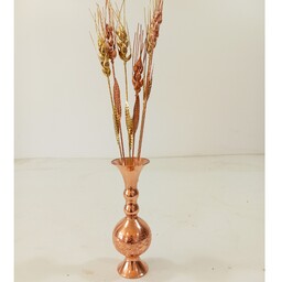 گلدان مسی دست ساز  سایز یک همراه با شش عدد سنبل مسی و طلایی