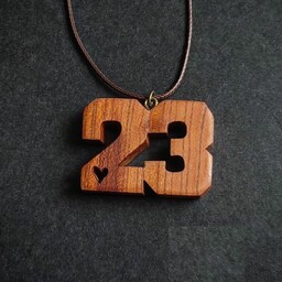 گردنبند چوبی عدد سفارشی  تا  دو رقم با چوب اکالیپتوس 