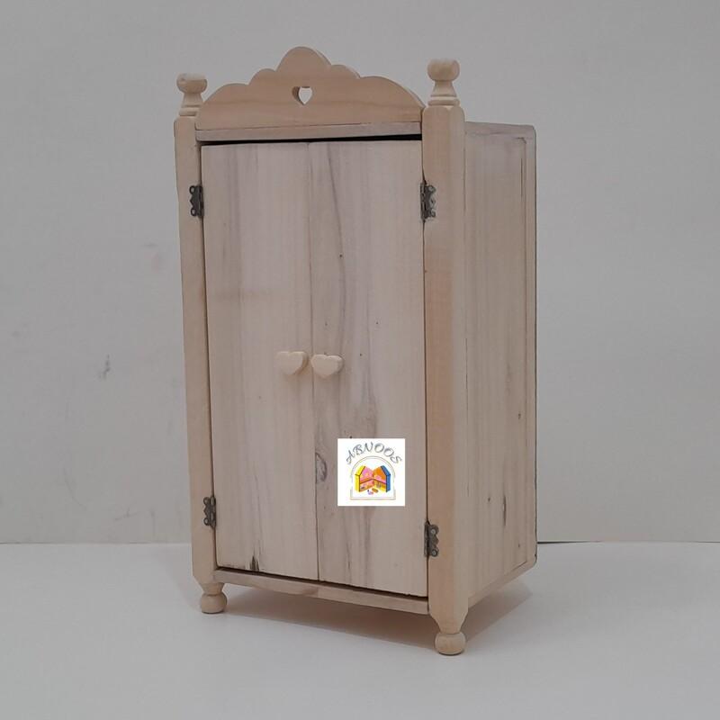 کمد لباس چوبی ارتفاع 35 سانت به همراه 2 عدد چوب لباسی هدیه مناسب بازی