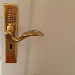 دستگیره درب کلیدی(اتاقی) فاراصنعت مدل 1100 رنگ طلایی