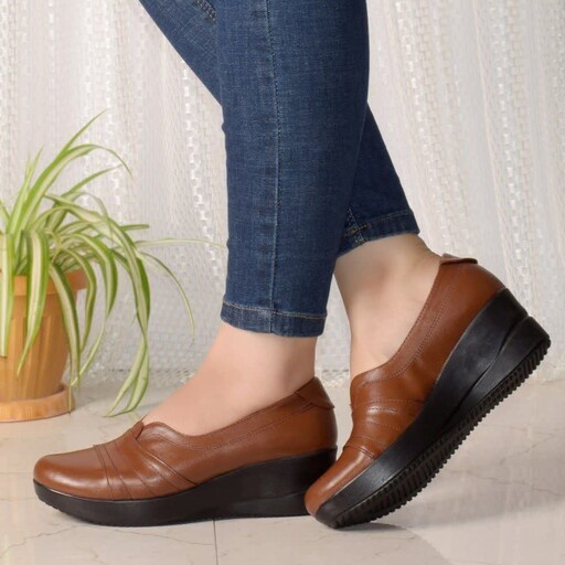 کفش طبی لژدار زنانه قهوه ای عسلی مشکی سایز36تا40 با لژ6سانت