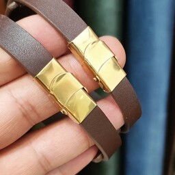 دستبند چرمی  طبیعی اسپورت دو لایه  با سگک  رنگ ثابت  استیل قابل سفارش در رنگهای دلخواه 