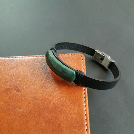 دستبند اسپرت چرم با سنگ طبیعی عقیق خزه ای با قفل ساعت استیل رنگ ثابت ( اکسسوری مردانه  زنانه پسرانه دخترانه چرمی معدنی )