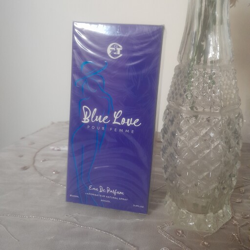 ادکلن BLUE LOVE POUR FEMME RT بلو لاو زنانه شرکت آر تی 