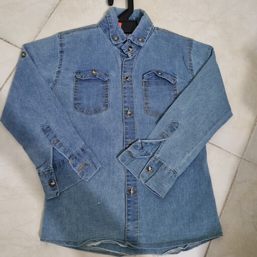 پیراهن جین پسرانه سایز 1 و 3 رنگ آبی روشن سنگ شوری 