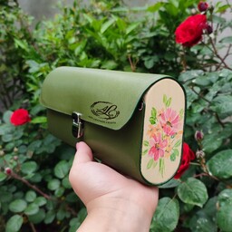 کیف دستی طرح گلبرگ چرم طبیعی  رنگ سبز 