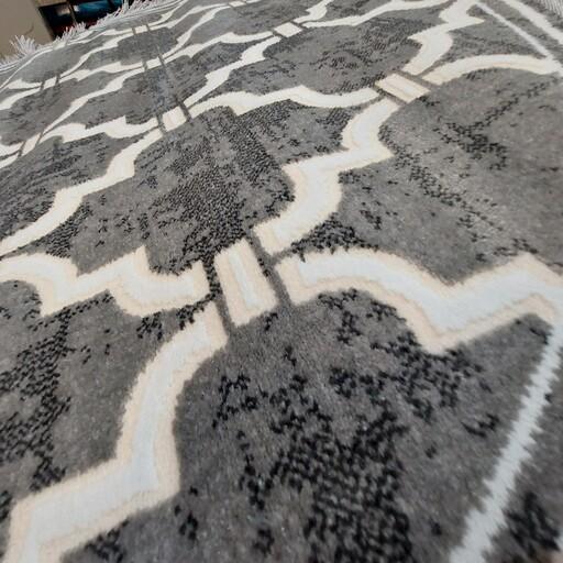 فرش گرد قطر یک متری طرح مراکشی  کد 1010 رنگ زمینه طوسی   با قیمت مناسب