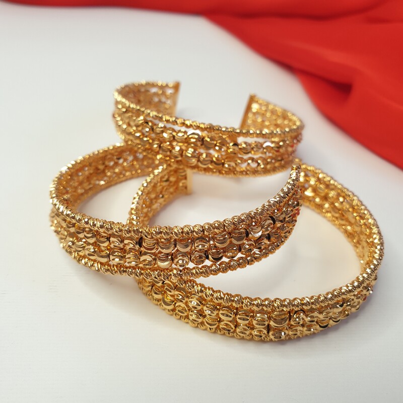 دستبند زنانه طرح طلا گوی البرنادو رنگ ثابت آبکاری طلا کیفیت فوق العاده عالی برندمعتبر ysx