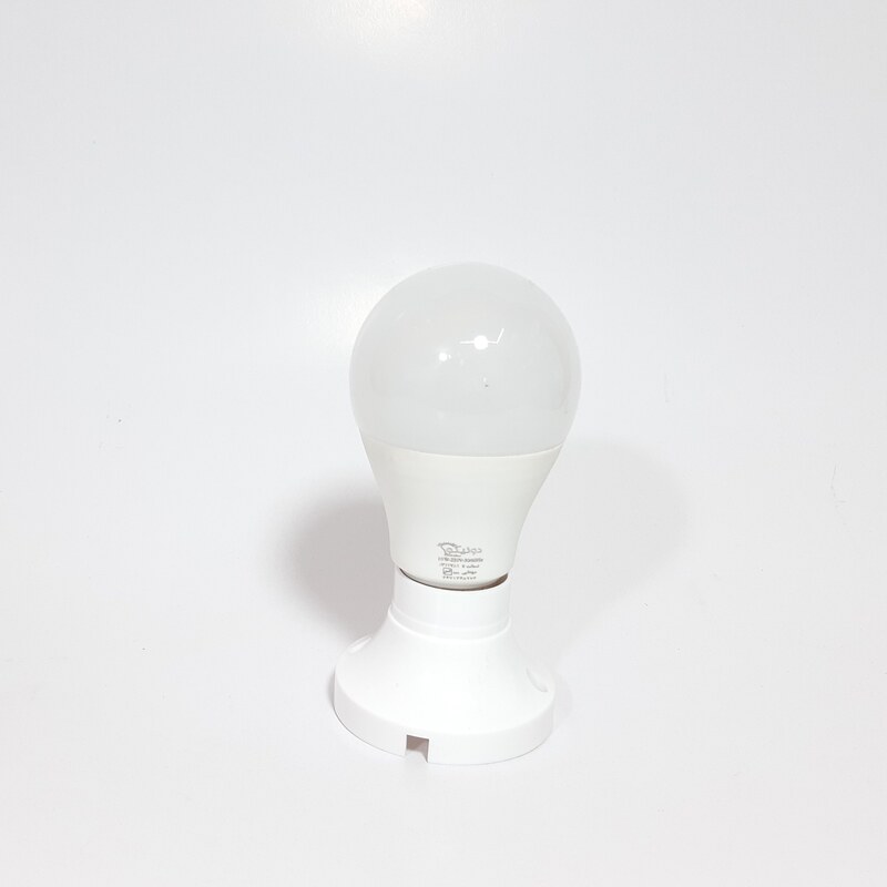لامپ 10 وات ال ای دی برند دونیکو.دارای 12 ماه گارانتی تعویض.رنگ مهتابی