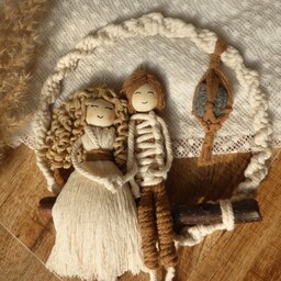 عروسک دختر و پسر مکرومه با حلقه و آویز گلدون