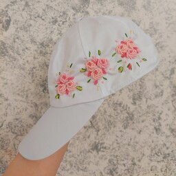 کلاه گلدوزی شده با دست