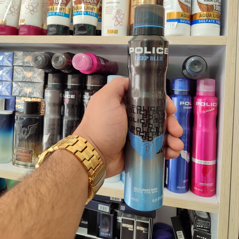 اسپری مردانه دیپ بلو 200 میل پلیس
deodorant body spray deep blue police
