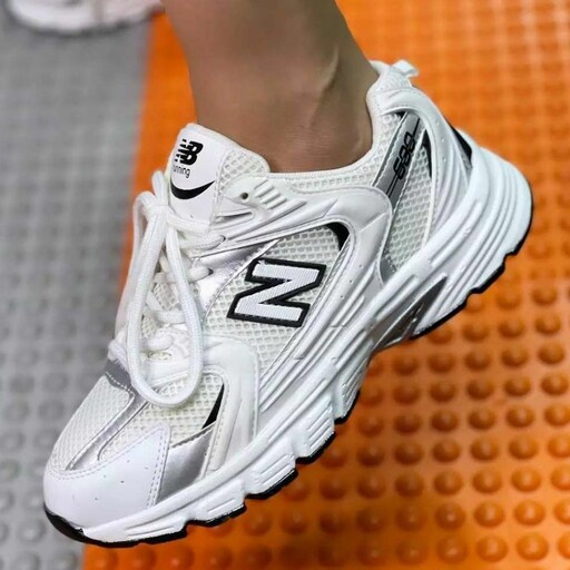 کتونی نیوبالانس زنانه دخترانه کفش ونس اسپورت اسپرت سفید مشکی new balance newbalance لژدار لژ دار  نرم شیک طبی سبک راحت 