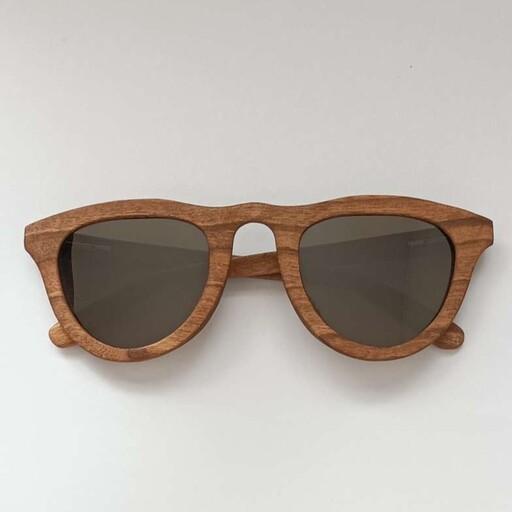 فرم عینک چوبی، ساخته شده از چوب راش، بسیار شیک و بادوام، جوان پسند،به روز، مناسب برای آقایان و خانوم ها