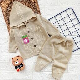 بافت   نوزادی  دوتکه شامل ژاکت دکمه دار  کلاه دار و شلوار سایز نوزاد مناسب از بدوتولد تا شش ماهگی