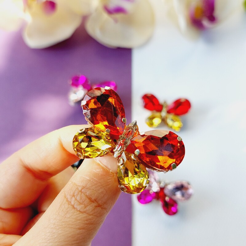 پروانه جواهردوزی کوچولوی رنگارنگ مدل F06 گل مریم