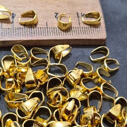 خرجکار طلایی رابط حلقه دار ،مناسب آویز  زیبا ودرجه یک ،بسیار با کیفیت ،بسیار کاربردی  و....قیمت برای پَک 1عددی می باشد .