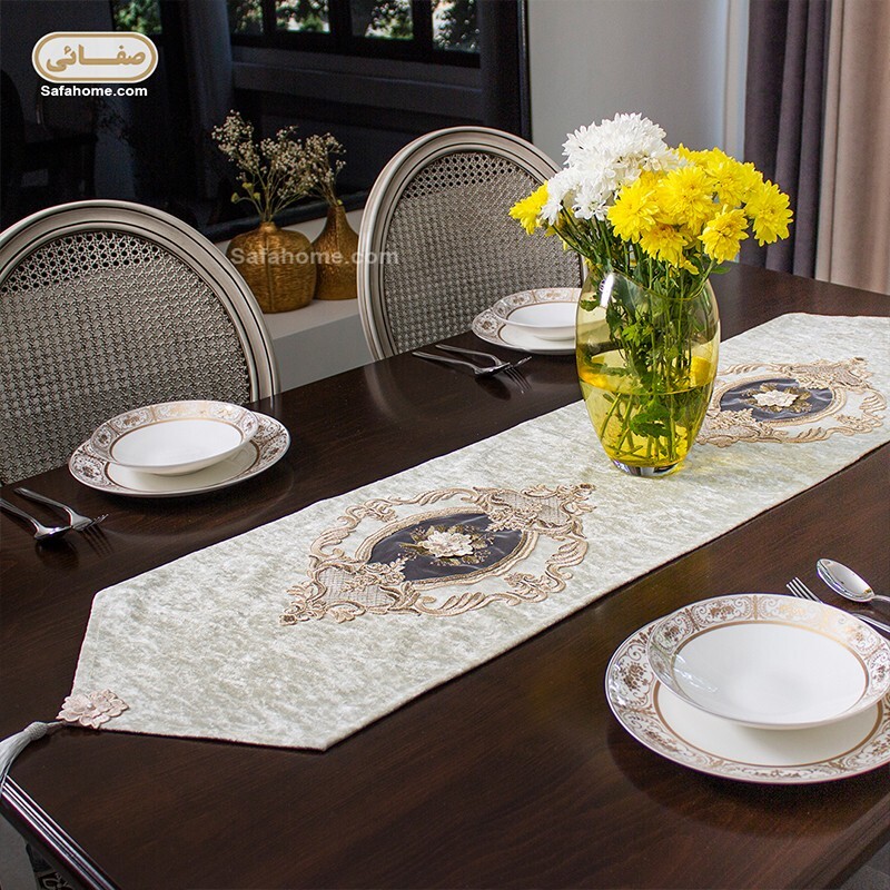 رانر رومیزی دایان مخمل گل برجسته آویزدار  مناسب میز ناهارخوری